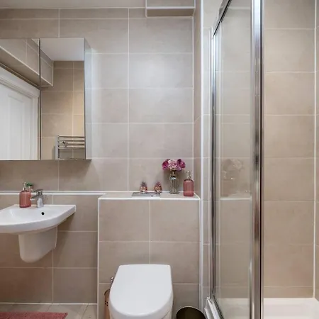 Niru Experience Luxury Boutique Garden 2Bd 2Ba Apartment London Exterior photo
